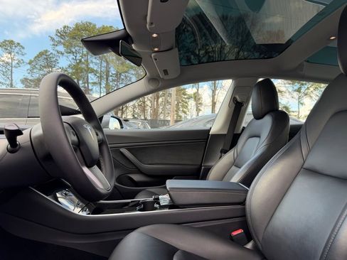 Used 2020 Tesla Model 3 Long Range image 10