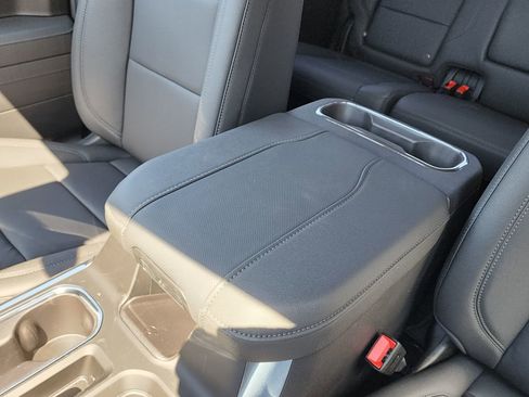 New 2026 GMC Sierra 1500 SLT w/ SLT Premium Plus Package image 31