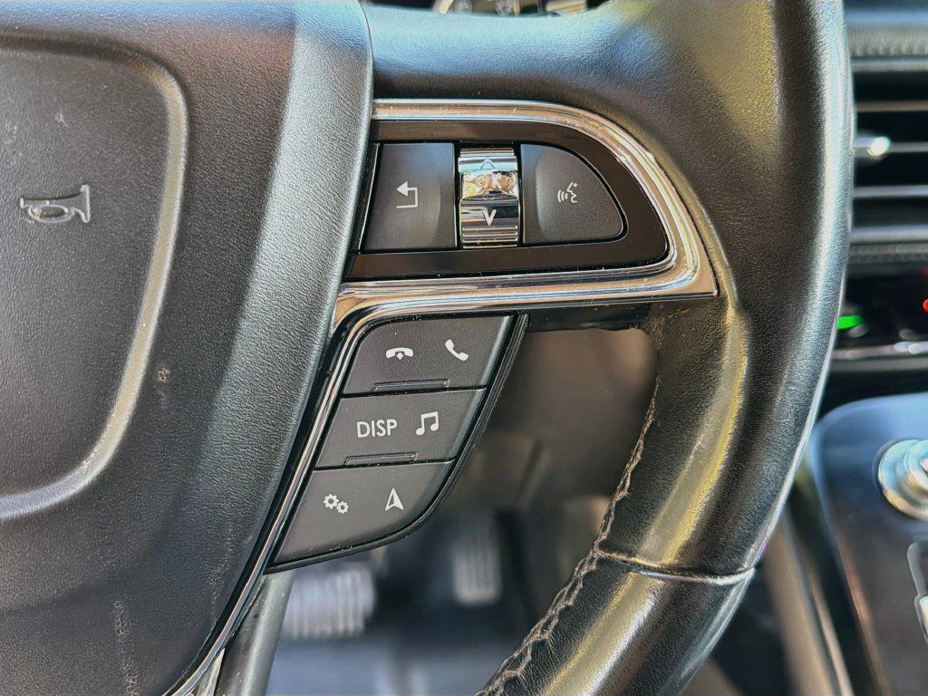 Used 2021 Lincoln Nautilus Reserve w/ Equipment Group 202A AWD/4WD image 13