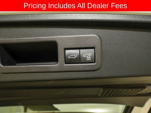 Used 2025 Toyota 4Runner TRD Off-Road Premium AWD/4WD image 6