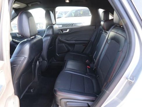 Certified 2024 Ford Escape ST-Line image 10