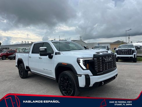 New 2026 GMC Sierra 2500 Denali Ultimate AWD/4WD image 2