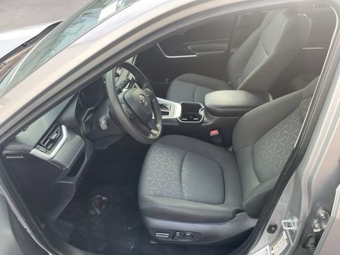 Used 2024 Toyota RAV4 XLE AWD/4WD image 11