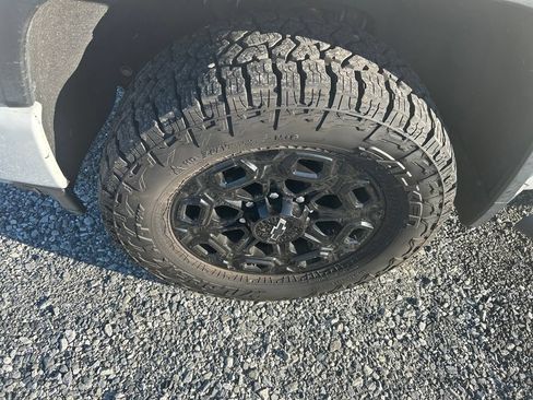 Used 2021 Chevrolet Silverado 2500 LTZ w/ LTZ Plus Package AWD/4WD image 5