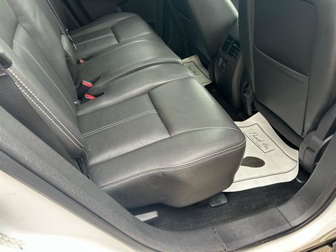 Used 2010 Ford Edge SEL image 11