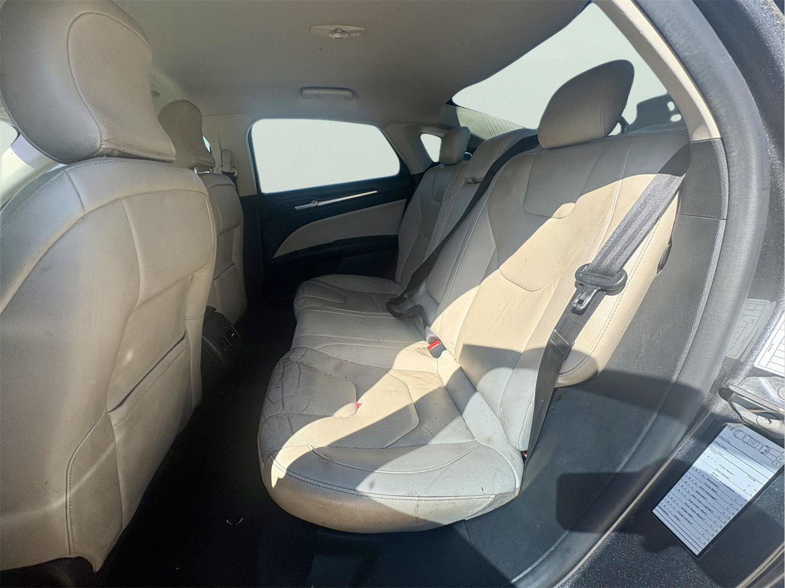 Used 2017 Ford Fusion Titanium FWD image 11