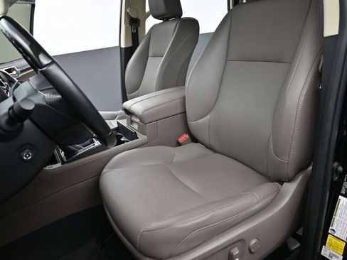 Used 2022 Lexus GX 460 Premium AWD/4WD image 10