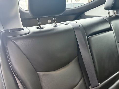 Used 2017 Chevrolet Volt Premier w/ Driver Confidence II Package image 37