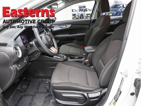 Used 2023 Kia Forte LXS FWD image 13