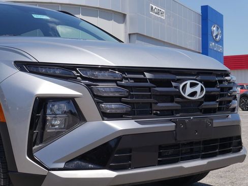 Used 2025 Hyundai Tucson SEL FWD image 3