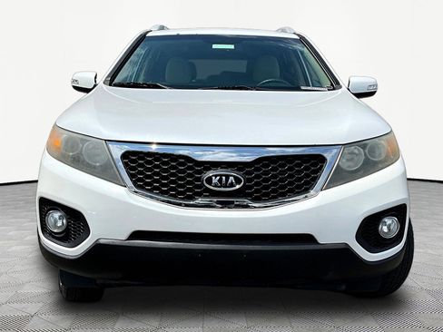 Used 2011 Kia Sorento LX w/ Convenience Pkg AWD/4WD image 2