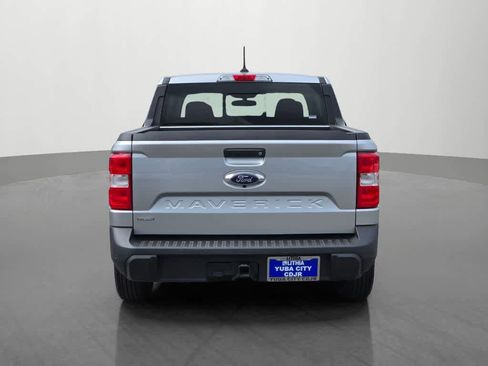 Used 2022 Ford Maverick Lariat w/ Lariat Luxury Package FWD image 4