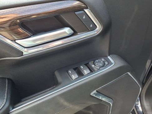 Used 2024 Chevrolet Silverado 1500 LT AWD/4WD image 16