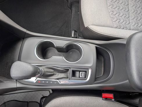 Certified 2023 Chevrolet Equinox LS image 21