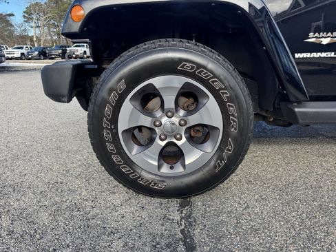 Used 2016 Jeep Wrangler Sahara w/ Dual Top Group image 4
