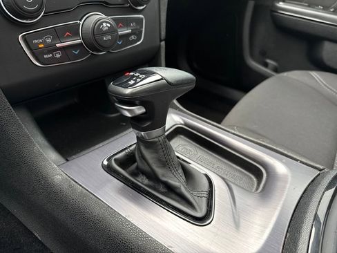 Used 2018 Dodge Charger SXT Plus w/ Blacktop Package image 29