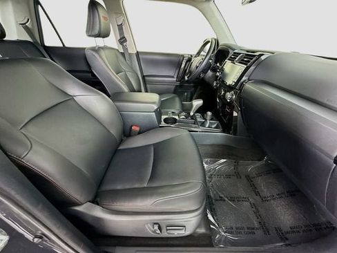 Certified 2024 Toyota 4Runner TRD Off-Road Premium AWD/4WD image 30