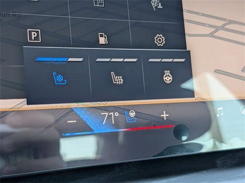 New 2026 BMW 740i w/ Executive Package image 25