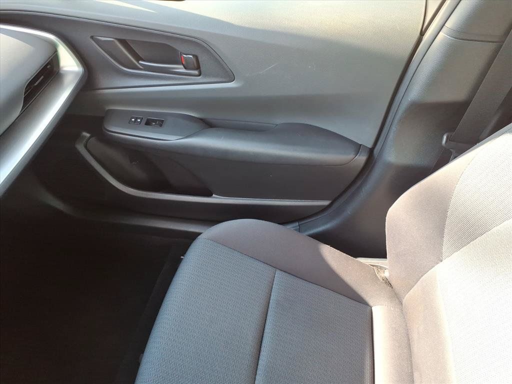 Used 2024 Toyota Prius LE FWD image 34