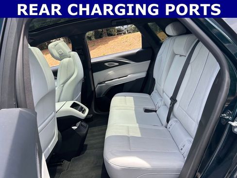 Used 2024 Cadillac Lyriq Sport AWD/4WD image 17