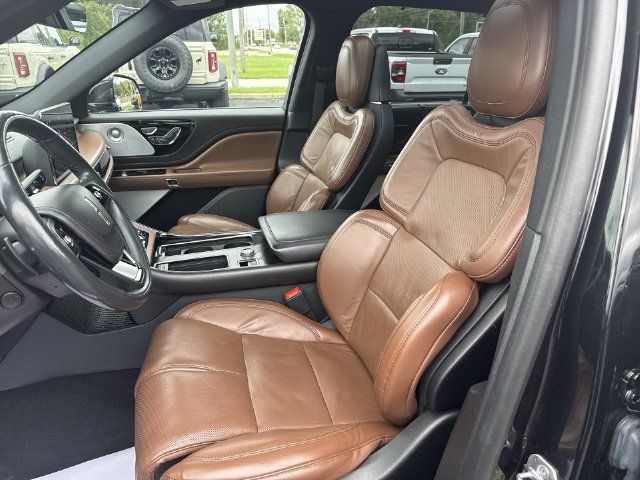Used 2021 Lincoln Aviator Reserve w/ Equipment Group 202A AWD/4WD image 15