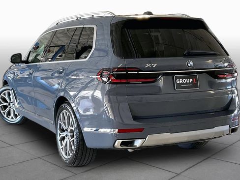 Used 2026 BMW X7 xDrive40i AWD/4WD image 11