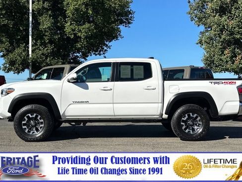 Used 2023 Toyota Tacoma 4x4 Double Cab image 7