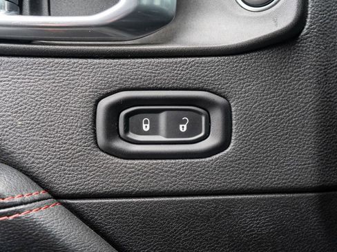 Used 2021 Jeep Gladiator Rubicon image 18