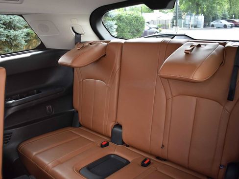 Used 2023 INFINITI QX60 Sensory w/ Vision Package AWD/4WD image 11