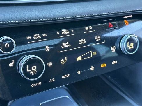 Used 2025 INFINITI QX60 Pure image 25