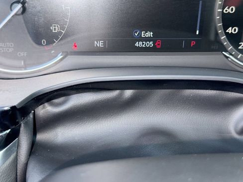 Used 2024 Cadillac XT6 Luxury FWD image 21