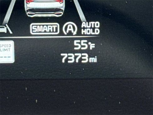 Used 2025 Kia Sportage EX w/ Premium Package image 29