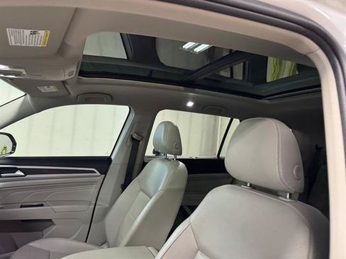 Used 2022 Volkswagen Atlas SE FWD image 15