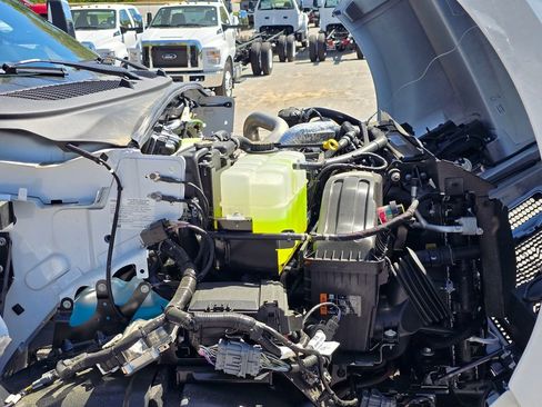New 2026 Ford F650 2WD SuperCab Super Duty image 27