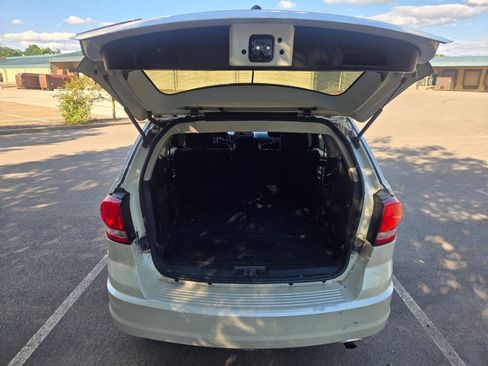 Used 2014 Dodge Journey SE w/ Flexible Seating Group FWD image 37