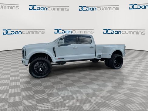 Used 2026 Ford F450 Platinum w/ FX4 Off-Road Package AWD/4WD image 5