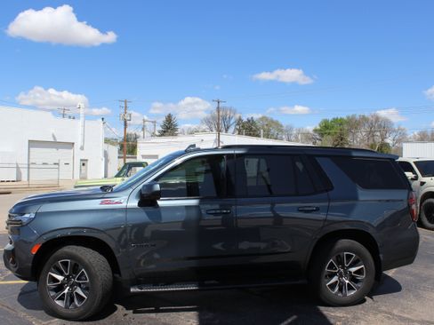 Used 2021 Chevrolet Tahoe Z71 AWD/4WD image 2