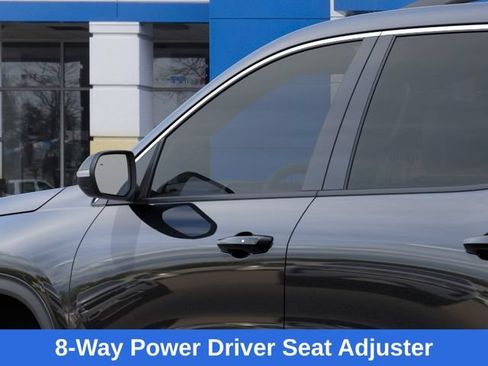 New 2026 Chevrolet Traverse LT w/ Driver Confidence Package AWD/4WD image 13