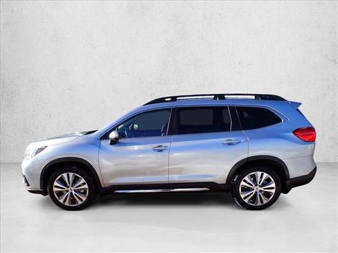Used 2020 Subaru Ascent Limited image 2