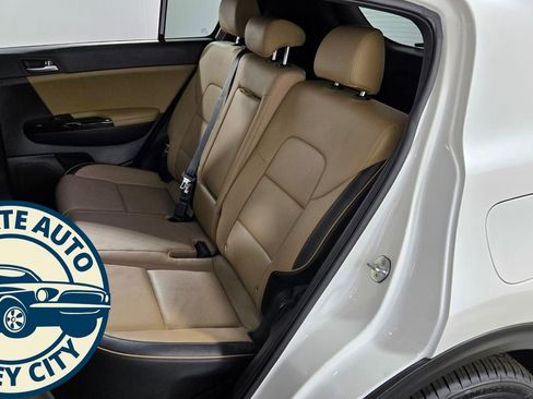 Used 2022 Kia Sportage SX image 28