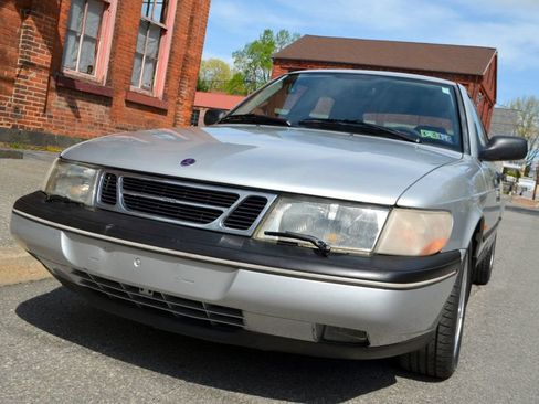 Used 1997 Saab 900 S FWD image 16