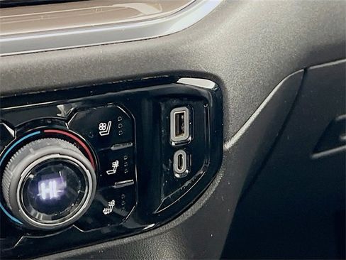 Used 2022 Chevrolet Silverado 1500 High Country image 20