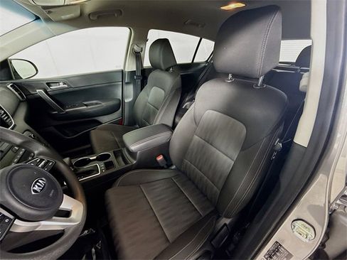 Certified 2022 Kia Sportage LX image 20