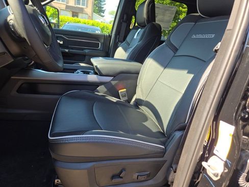 New 2026 RAM 2500 Laramie AWD/4WD image 30