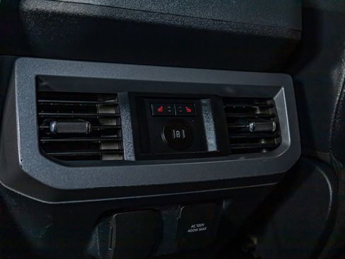 Used 2023 Ford F250 Lariat w/ Sport Appearance Package image 24