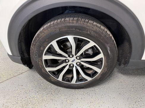 Used 2025 Ford Explorer ST-Line AWD/4WD image 28
