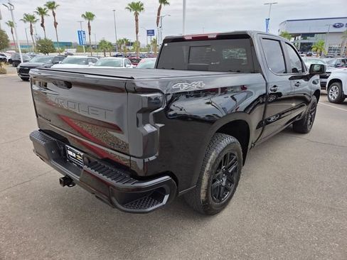 Used 2025 Chevrolet Silverado 1500 RST w/ Dark Appearance Package AWD/4WD image 6
