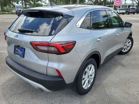 Certified 2023 Ford Escape Active w/ Tech Pack #1 FWD image 5