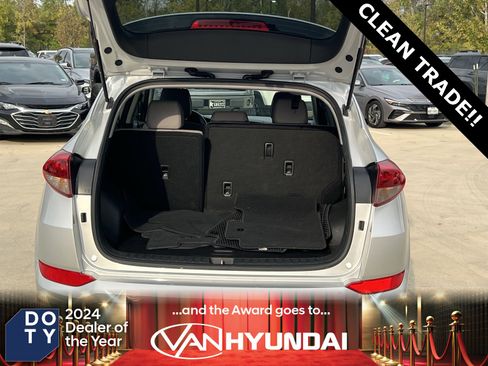 Used 2017 Hyundai Tucson SE image 15