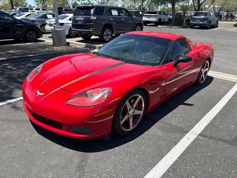 Used 2006 Chevrolet Corvette Coupe w/ Preferred Equipment Group RWD image 6